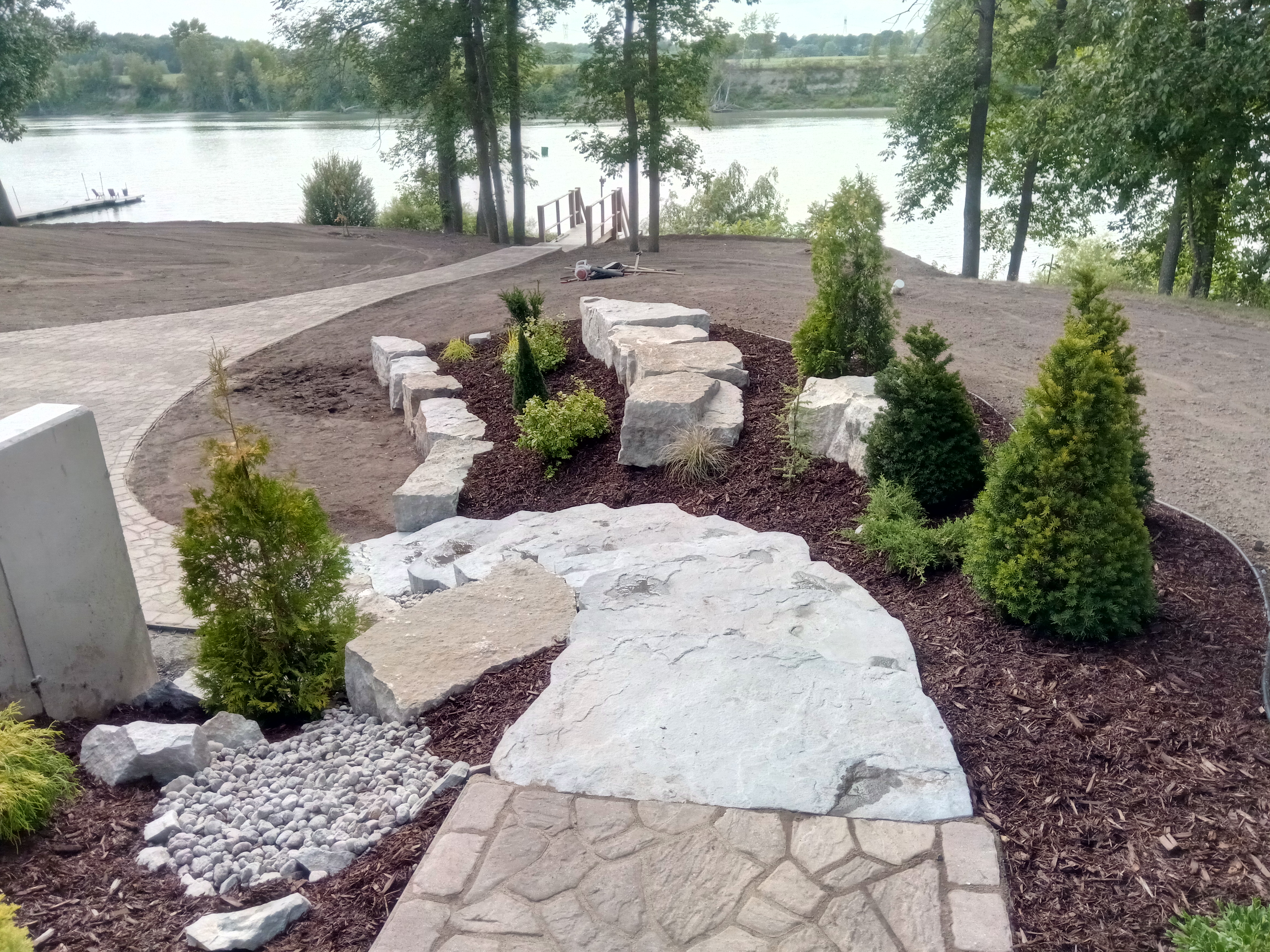 plantation, shrubs and landscaping designs, DESIGN AND PROFESSIONNAL PLANIFICATION